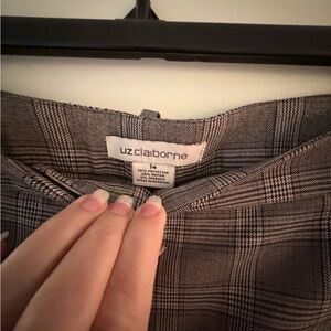 Liz Claiborne Checkered Skirt in Black and Gray